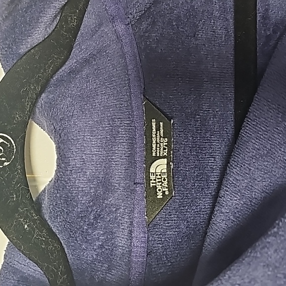 North Face XL periwinkle pullover - Picture 2 of 16